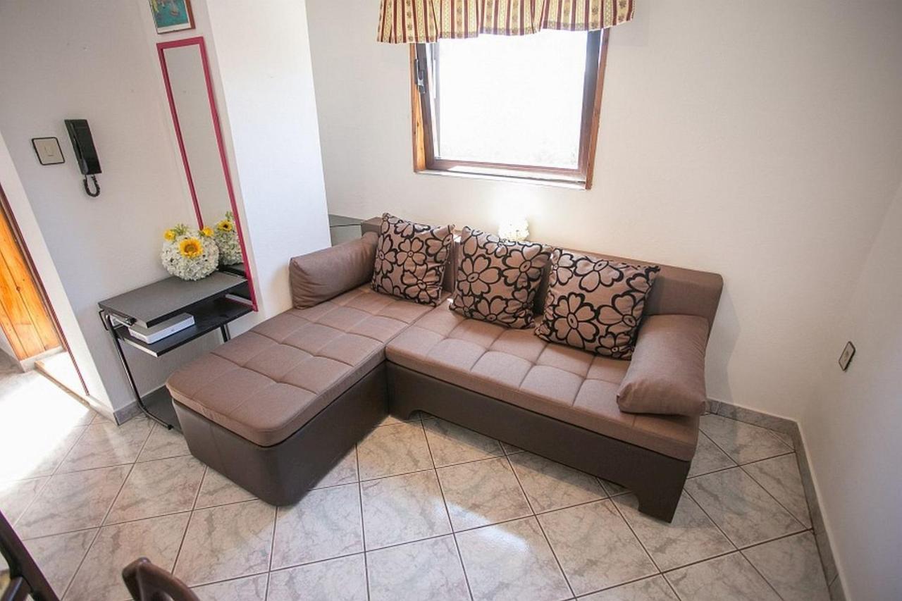 Apartments Materada Πόρετς Εξωτερικό φωτογραφία