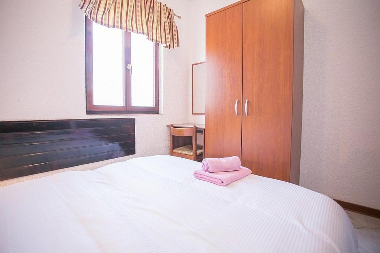 Apartments Materada Πόρετς Εξωτερικό φωτογραφία
